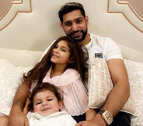 كيف احتفل نجوم العالم المسلمين برمضان؟ صور وفيديو صورة رقم 11
