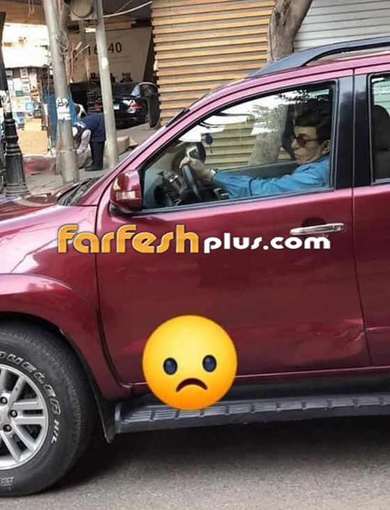 صور مؤثرة: انتقاد سمير صبري بعد رفضه مساعدة بائعة مناديل فقيرة! صورة رقم 3