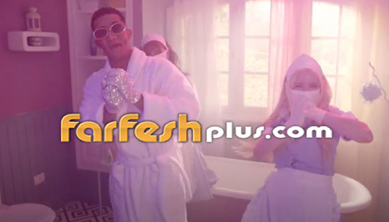 محمد رمضان بقفاز مرصع في كليب (كورونا فيروس) وابنه يظهر لأول مرة صورة رقم 11