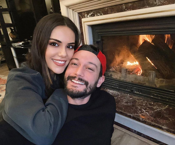 صور رومانسية تجمع ثنائيات النجوم الأتراك.. بعضها أثار الجدل صورة رقم 9