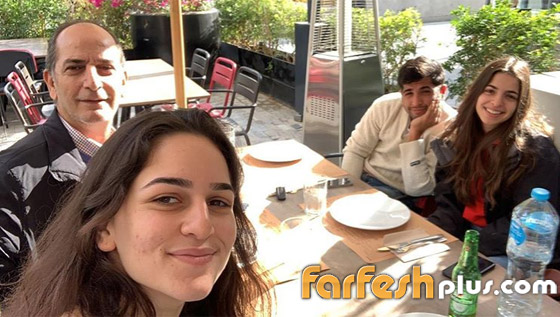 صورة هشام سليم مع ابنه 