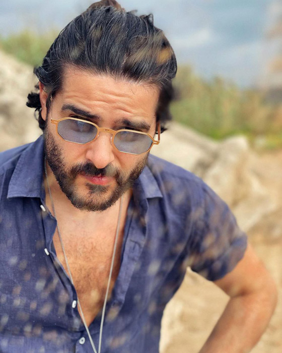 هل يقلد ناصيف زيتون النجوم الاتراك؟ شاهد صورته بشعر مربوط ولوك شبابي صورة رقم 3