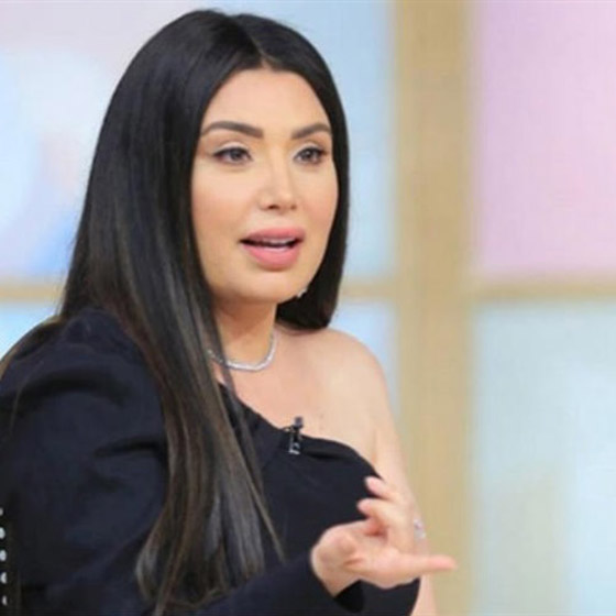 عبير صبري لمتابعة تمنت لها المرض: ربنا يجيب لك سرطان وعمى وشلل! صورة رقم 5
