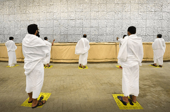 السعودية تعلن إقامة حج هذا العام وفق 