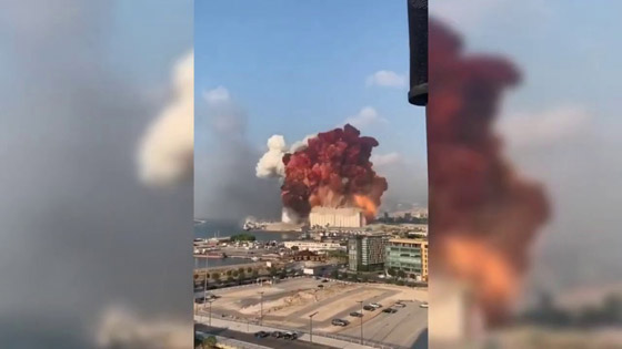 يواجهون تهم الإهمال.. قاضٍ لبناني يتهم رئيس الوزراء ووزراء سابقين في انفجار مرفأ بيروت صورة رقم 6