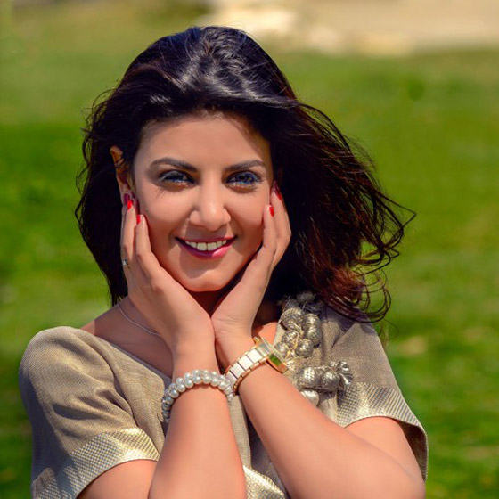 فيديو ياسمين علي (ما ضاقت إلا ما فرجت) مع شقيقها من ذوي الاحتياجات الخاصة صورة رقم 6