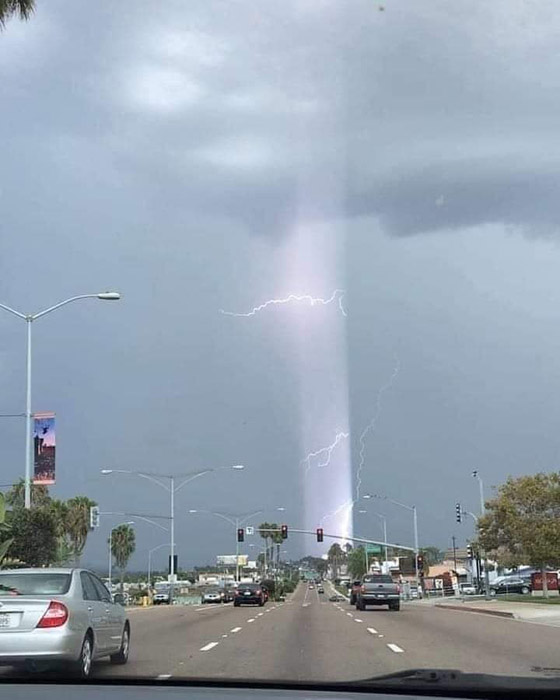 صحون طائرة وكائنات فضائية ذكية ستغزو كوكب الأرض وتهز البشرية! صورة رقم 2 صحون طائرة وكائنات فضائية ذكية ستغزو كوكب الأرض وتهز البشرية! صورة رقم 2