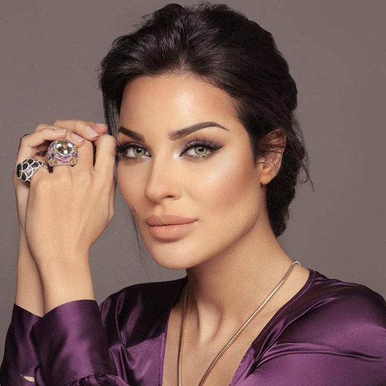 نجمات دخلن إلى الفن من بوابة عروض الأزياء صورة رقم 4