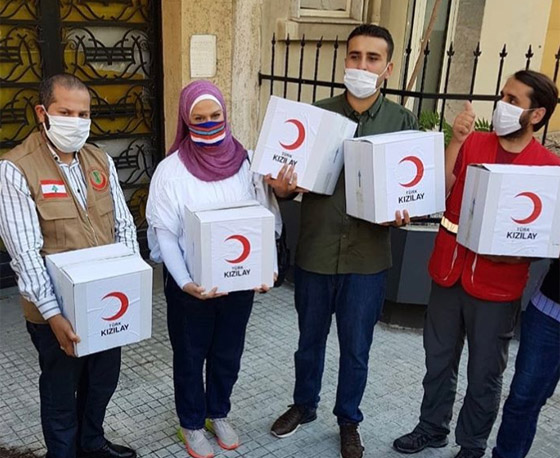 فيديو الشيف بوراك يزور لبنان ليقدّم مساعدات للمتضررين ويتحدث العربية صورة رقم 13
