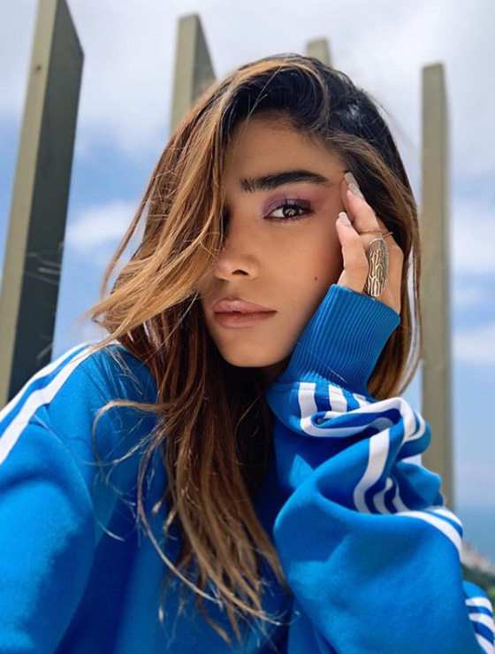 تيا إبنة نوال الزغبي أصبحت الآن شابة جميلة تلفت الأنظار.. كم تشبه والدتها؟! صورة رقم 2
