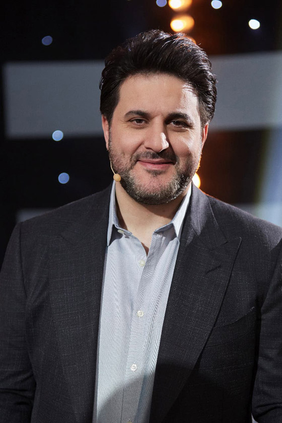 ملحم زين: الوطن ليس فندقاً ندخله في السلم ونخرج منه وقت الكوارث صورة رقم 2