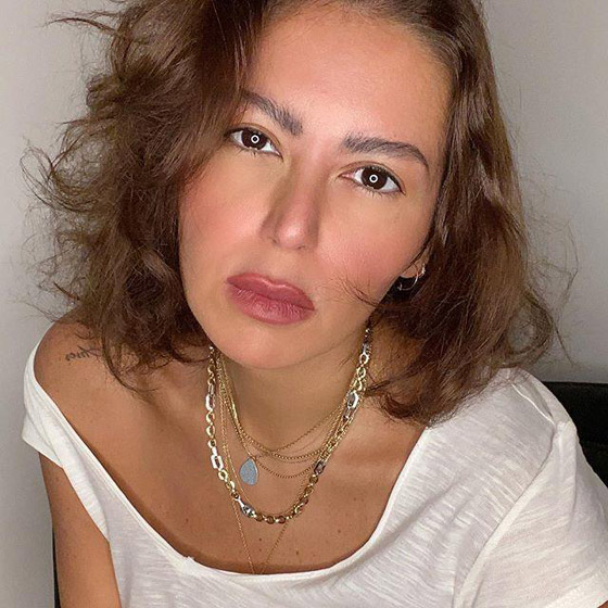 فيديو وصور: 12 نجمة تعرضن لسرقة مجوهراتهن آخرهن‎ هيفاء وهبي! صورة رقم 12