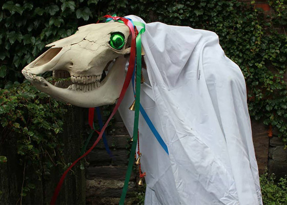 إليكم 10 من أساطير عيد الميلاد المخيفة التي تقشعر الأبدان عند سماعها! صورة رقم 6 إليكم 10 من أساطير عيد الميلاد المخيفة التي تقشعر الأبدان عند سماعها! صورة رقم 6