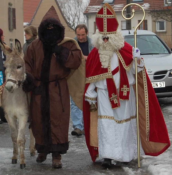 إليكم 10 من أساطير عيد الميلاد المخيفة التي تقشعر الأبدان عند سماعها! صورة رقم 20 إليكم 10 من أساطير عيد الميلاد المخيفة التي تقشعر الأبدان عند سماعها! صورة رقم 20