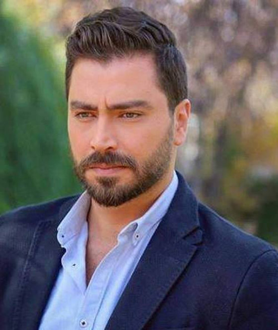 انتقادات بالجملة لـ معتصم النهار بسبب دوره في مسلسل أسود فاتح.. فيديو! صورة رقم 2
