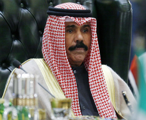 قادة عرب يعزون أمير الكويت ويهنئونه بتولي مقاليد الحكم صورة رقم 3