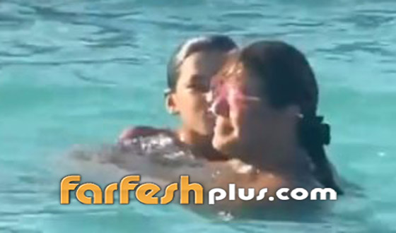 فيديو هالة صدقي بالمايوه تستعرض مهارتها بالسباحة صورة رقم 2