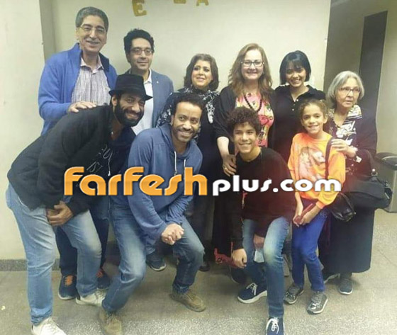 ظهور نادر للفنانة آثار الحكيم بعد سنوات من الغياب.. كيف تغير شكلها؟ صورة رقم 2
