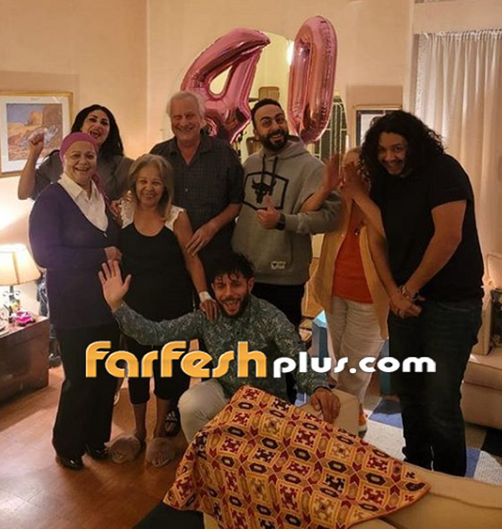 صور: أحمد الفيشاوي يحتفل بميلاده الـ40 مع زوجته ووالدته على طريقته صورة رقم 2