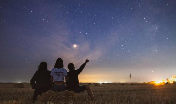 البشر على موعد مع ظاهرة غير مألوفة تُعرف برقصة الكواكب حول الشمس صورة رقم 3