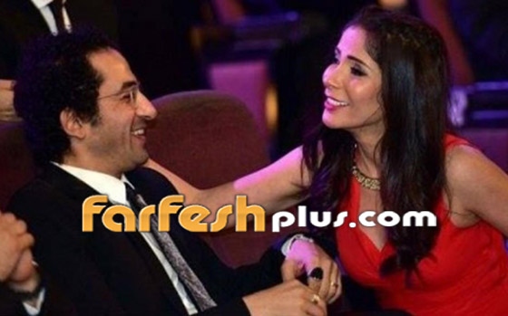فيديو: لماذا قامت منى زكي بتهديد أحمد حلمي بالسكين؟ إليكم كلمة السر! صورة رقم 8