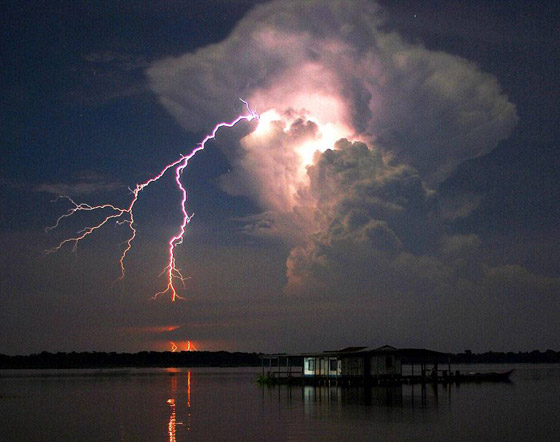 بروق كتاتمبو.. تعرفوا إلى الظاهرة الطبيعية العجيبة والنادرة جدا! صورة رقم 7