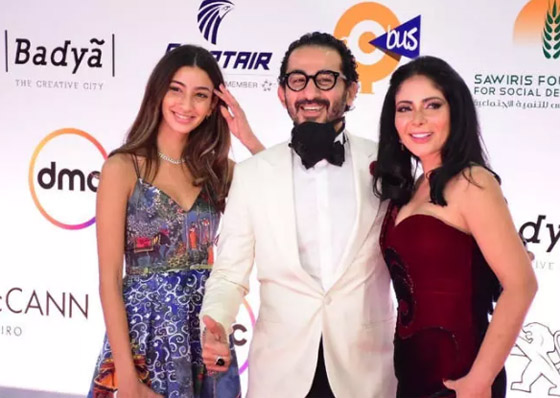 شاهدوا بأول ظهور.. “لي لي” إبنة أحمد حلمي ومنى زكي تخطف الأنظار بجمالها  صورة رقم 5