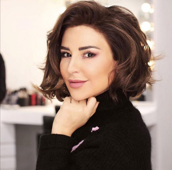 هل تستطيعون معرفة هوية هذة الطفلة الجميلة ؟.. من أشهر نجمات الدراما العربية صورة رقم 2
