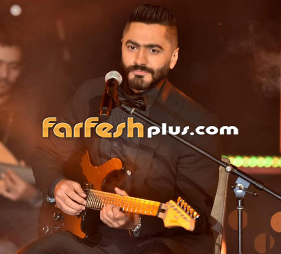 فيديو: تامر حسني يفاجئ احدى معجباته بعد أن أصيبت بالشلل وفقدت الذاكرة صورة رقم 17