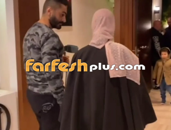 فيديو: تامر حسني يفاجئ احدى معجباته بعد أن أصيبت بالشلل وفقدت الذاكرة صورة رقم 11