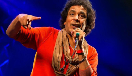 ليلى علوي ترقص مع محمد منير على أنغام (علي صوتك) صورة رقم 5