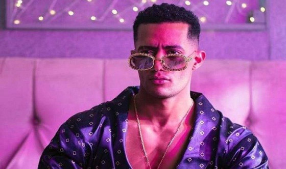 في صورة صادمة .. محمد رمضان يضع رأسه بين تمساحين !! صورة رقم 6