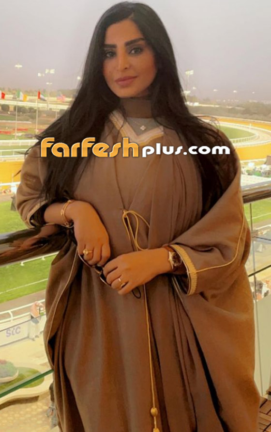 الفنانة السعودية ريم عبدالله ترتدي عباءة رجالية، ومتابعون: مضيعة جمالها صورة رقم 2