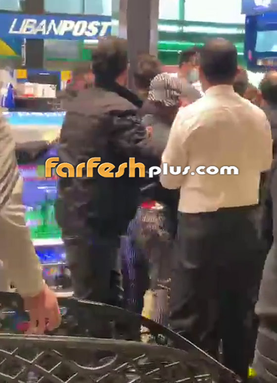 فيديو مؤلم لخناقة لبنانيين على حليب الأطفال وراغب علامة يشتم السياسيين (أولاد الحرام!) صورة رقم 7