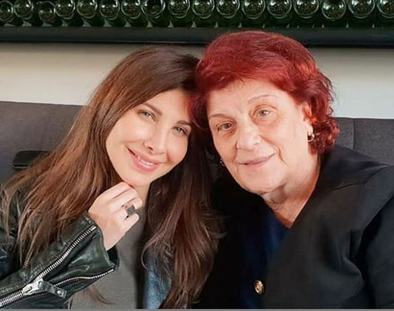 فيديو نانسي عجرم تغني للأم: الحكي مش كافي صورة رقم 4