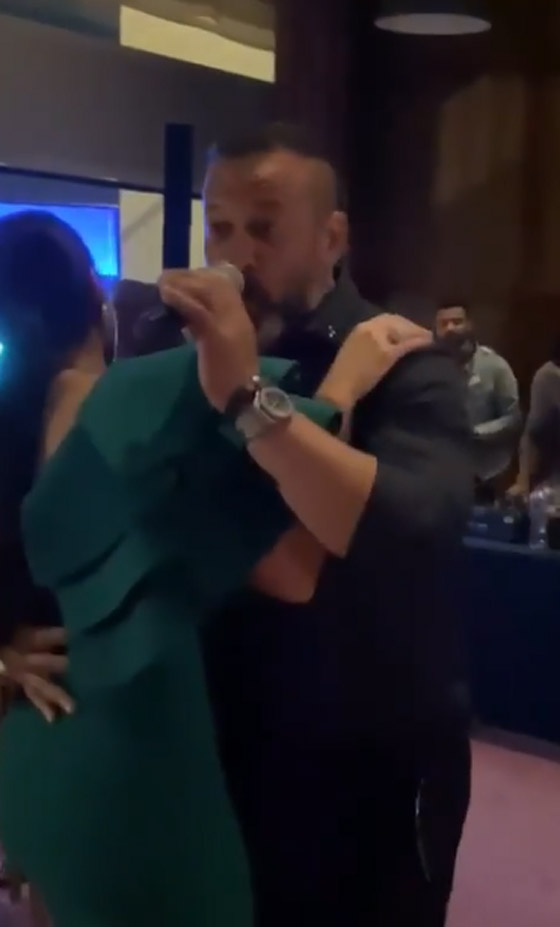 فيديو ماجد المصرى يرقص فى عيد ميلاده مع زوجته على أنغام (شو حلو) صورة رقم 5