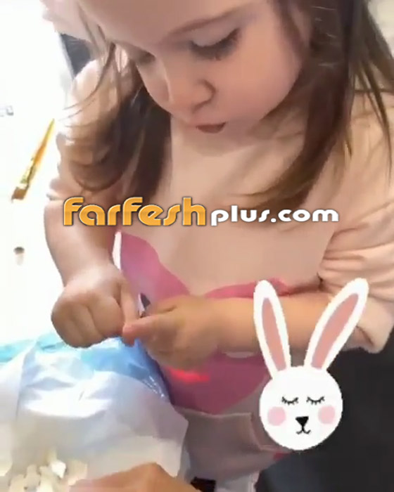 فيديو نانسي عجرم تلون البيض مع بناتها لعيد الفصح وطفلتها الجميلة (ليا) تخطف القلوب صورة رقم 3