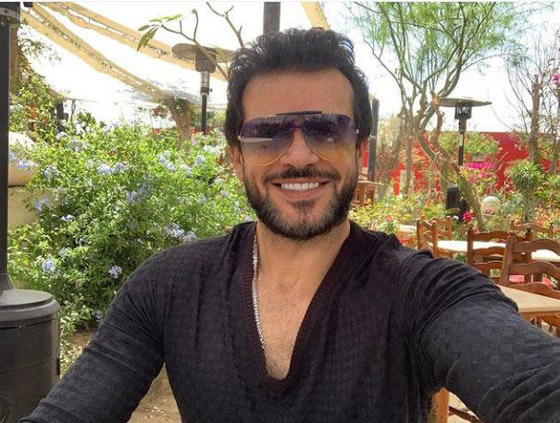 صور نجوم الفن بـ24 ساعة: أناقة نوال الزغبي وسمية الخشاب وبوسي، وسامو زين وسط الزهور صورة رقم 8