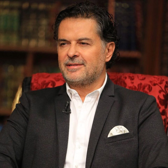 فيديو: راغب علامة يفاجئ وفاء الكيلاني: أنا أحبك.. وعشت حياتي بالطول والعرض! صورة رقم 2