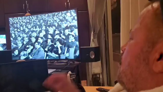 فيديو: جورج وسوف يغني مع ام كلثوم (عودت عيني على رؤياك) صورة رقم 2