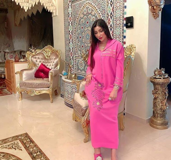 صور النجوم آخر 24 ساعة: بسمة تمتطي الخيل، دنيا بالقفطان وأحدث ظهور لـ يارا صورة رقم 5