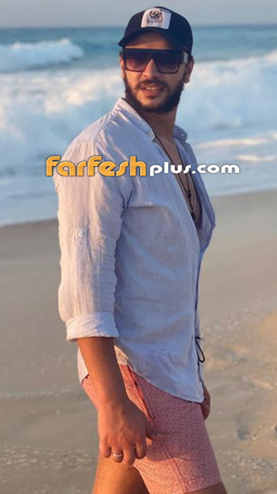 صور أحمد خالد صالح يحمل نعش والدته التي توفيت بكورونا، ويتلقى عزاء النجوم صورة رقم 14
