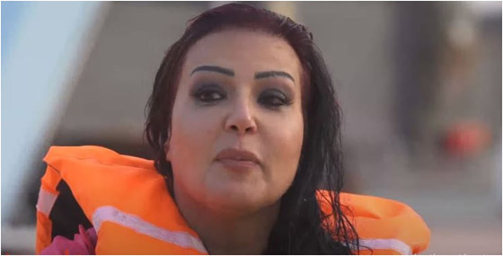  فيديو: رامز جلال يسخر من سمية الخشاب ومن ملابسها وصوتها وشكلها في (رامز عقله طار) صورة رقم 3