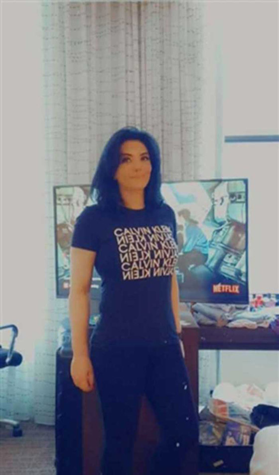 فيديو وصور حورية فرغلي تصل مصر بعد نجاح عملية تجميل الأنف التي قامت بها في امريكا صورة رقم 3