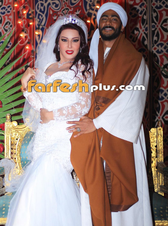 أحمد سعد يحذّر طليقته سمية الخشاب: أنا خاطب وبلاش حركات من تحت لتحت! صورة رقم 4