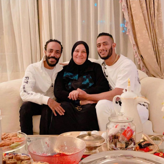 محمد رمضان يحسم الجدل حول إنفصاله عن زوجته صورة رقم 2