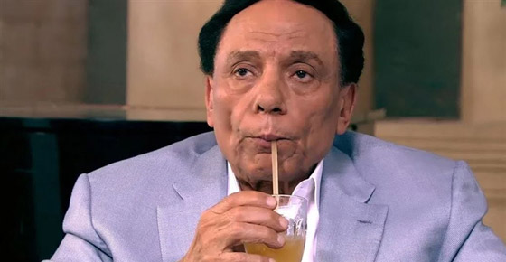 “أنا شربت حشيش يا سعاد!” أشهر 10 إفيهات مضحكة للزعيم عادل امام بعيده الـ 81 صورة رقم 10