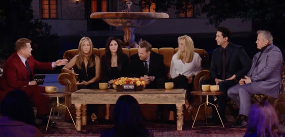 نجوم مسلسل (Friends) يلتقون مجددا بعد 17 عاما.. هل تغيّروا كثيرا؟ صورة رقم 8