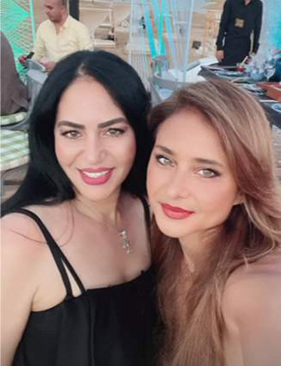 فيديو وصور النجوم في حفل زفاف ابنة المخرجة كاملة أبو ذكرى صورة رقم 4