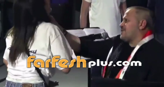 جورج وسوف يوقف حفله لمسح دموع فتاة.. وأنطوانيت نجيب تعانقه! فيديو صورة رقم 8